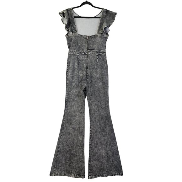 Vici Womens Jonesy Flared Leg Denim Jumpsuit Size Medium Black Acid Wash Ruffle - Picture 4 of 14